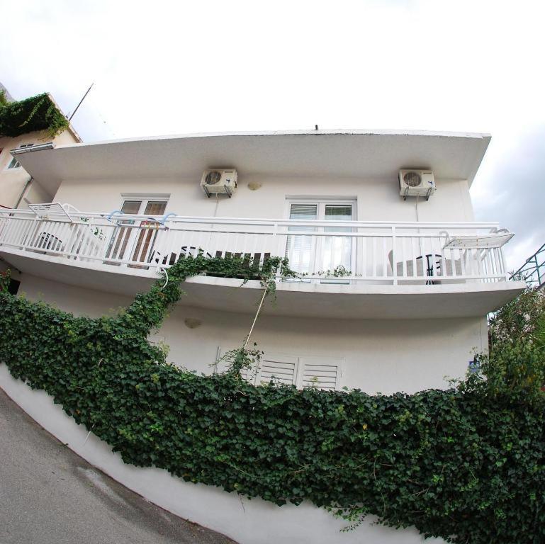 Apartments Mestral Baška Voda Zewnętrze zdjęcie