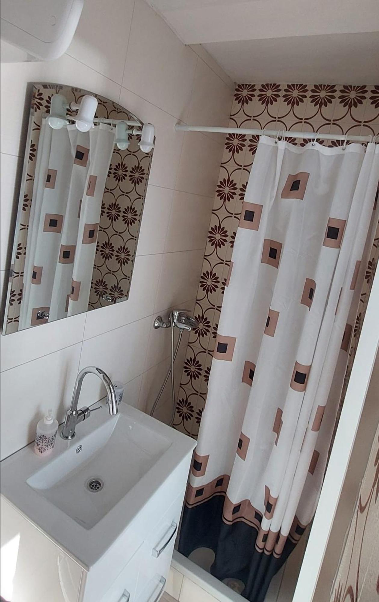 Apartments Mestral Baška Voda Zewnętrze zdjęcie